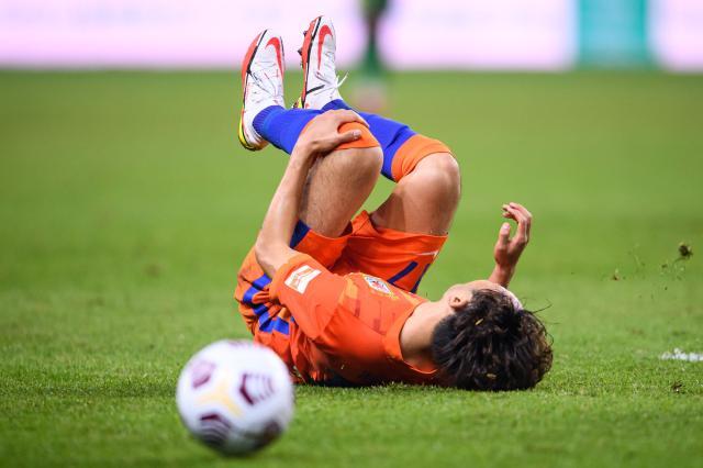 J9九游会-郝伟证实吴兴涵将休战8-9个月 重组两翼方案3选2