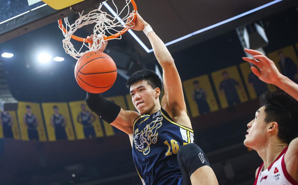 J9九游会-头号得分手！无缘男篮大名单，郭士强：为何看不上他？